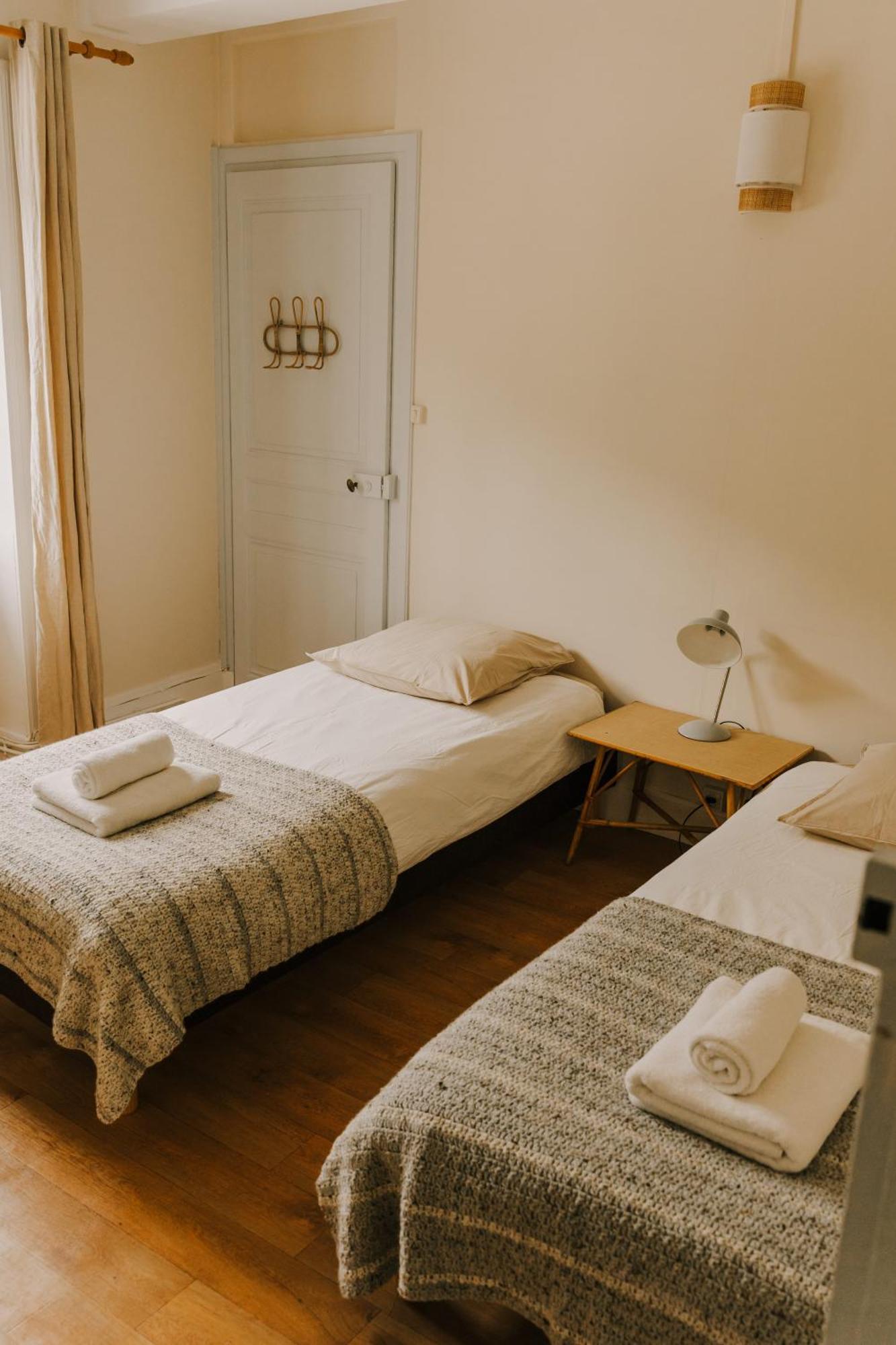 Maison D'Hotes Et Gite De Charme Avec Piscine, La Lhuiseraie ห้อง รูปภาพ