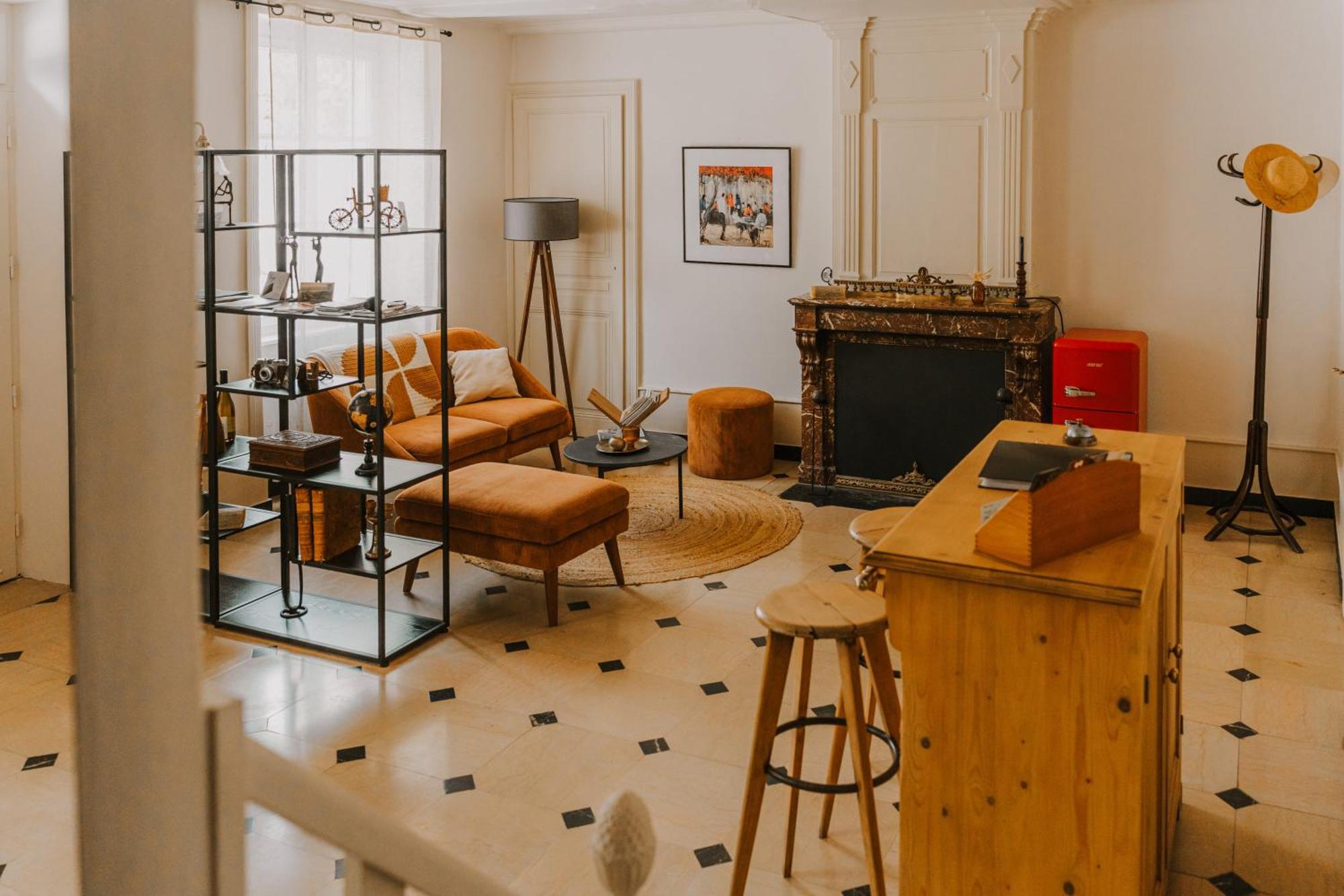 Maison D'Hotes Et Gite De Charme Avec Piscine, La Lhuiseraie ภายนอก รูปภาพ